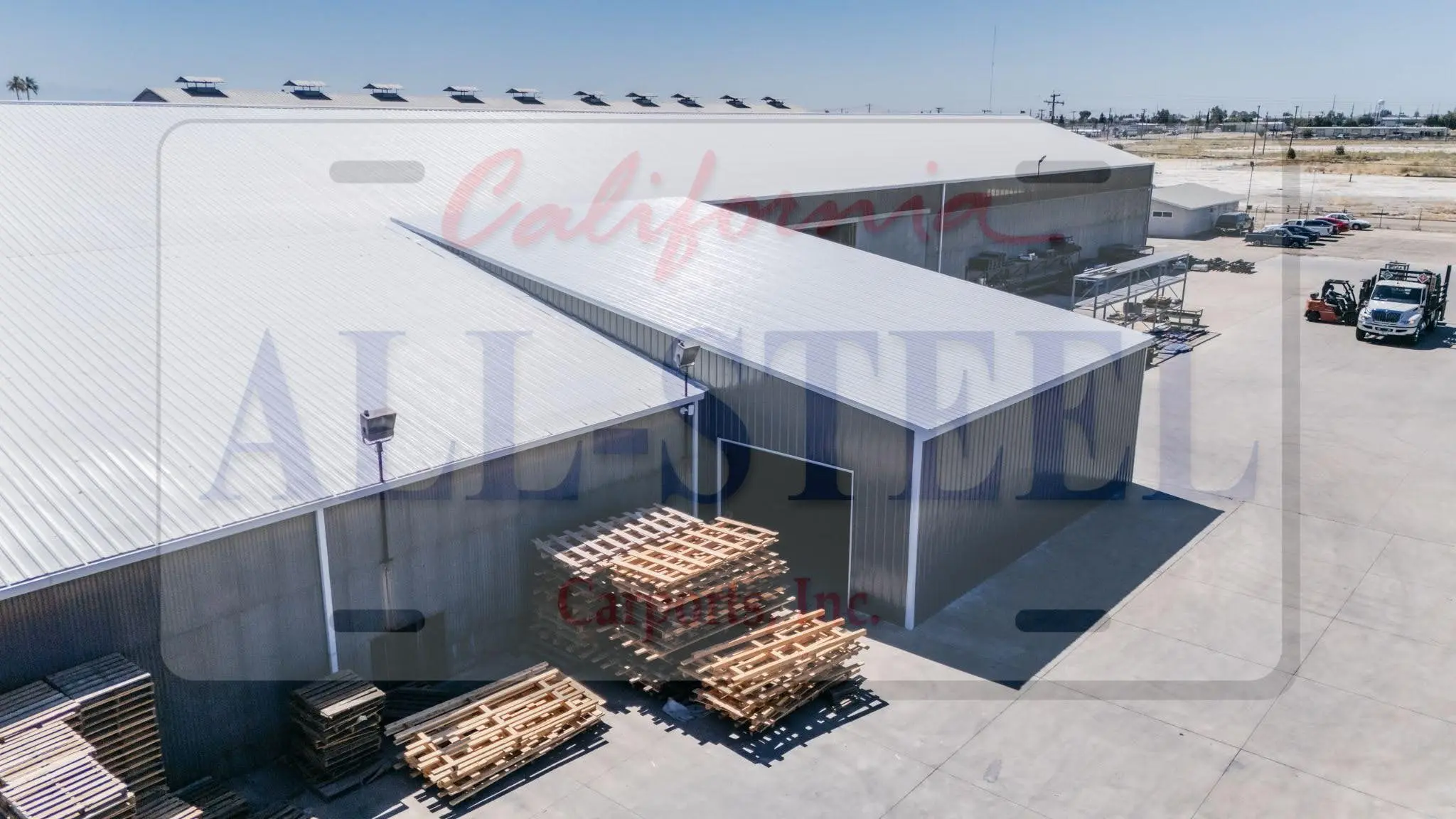 Completed metal building with warranted steel frame and panels